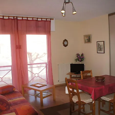 Apartment Pleasant In With Balcony Rochefort (Charente-Maritime)